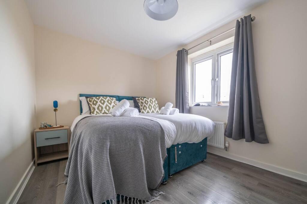 Апартаменты Good For Company Let 2-Bed In Coventry 2X Parking Экстерьер фото